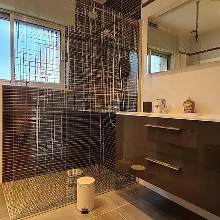 Eco-village Renove, Climatise, Animaux Acceptes - Fr-1-584-393 * Ville-sur-Yron