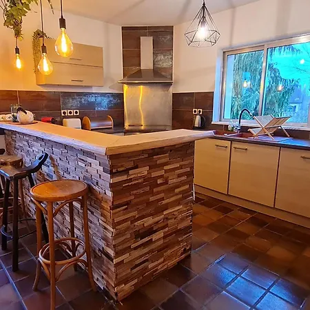 Eco-village Renove, Climatise, Animaux Acceptes - Fr-1-584-393 *
