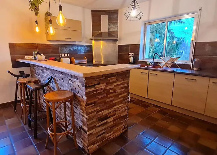 Eco-village Renove, Climatise, Animaux Acceptes - Fr-1-584-393 *